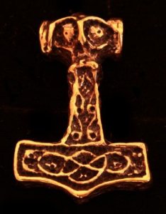 Bronzeanhänger Hammer des Donar
