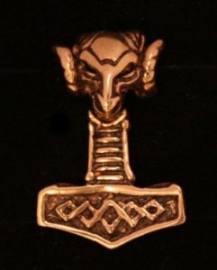 Viking Bronzeamulett Widder-Hammer