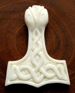 Mjölnir Schmuck-Amulett aus Knochen