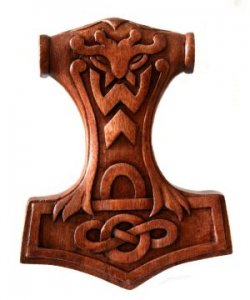 Mjölnir Donar Hammer aus Holz