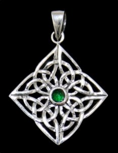 Anhänger Albwin Keltische Erde Grüner Kristall Silber