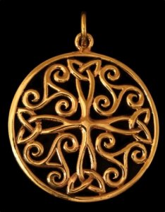 Anhänger Keltisches Kreuz mit Triskelen