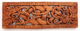 Wikinger Wandbild Drachen mit Runen
