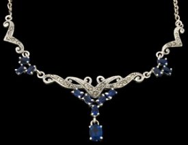 Halskette Lúsía Blauer Kristall