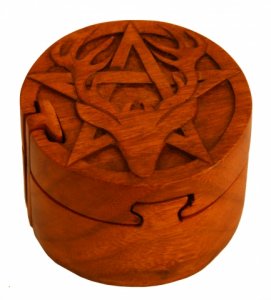 Zauberdose ~ Hirsch & Pentagramm ~ Schmuckdose aus Holz