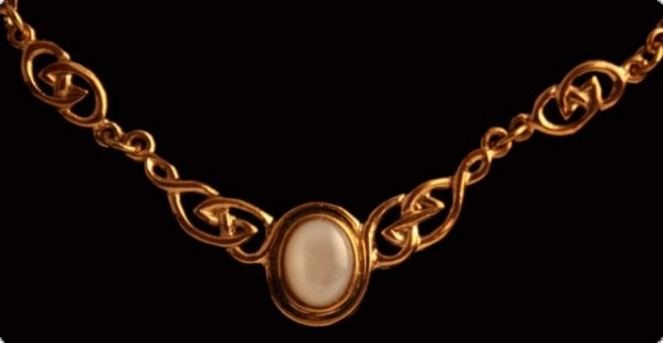 Bronzehalsschmuck Keltische Knoten mit Perlmutt